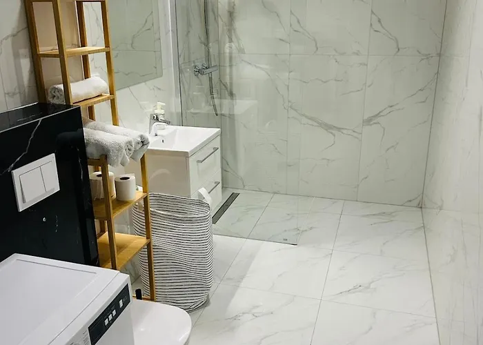 Ii Apartament-free Parking 10 Min Rynek I Pkp Appartamento