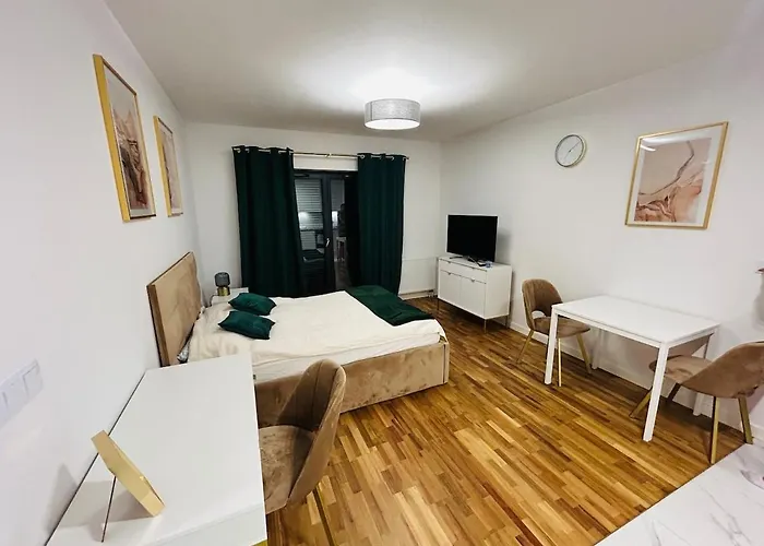 Ii Apartament-free Parking 10 Min Rynek I Pkp Appartamento