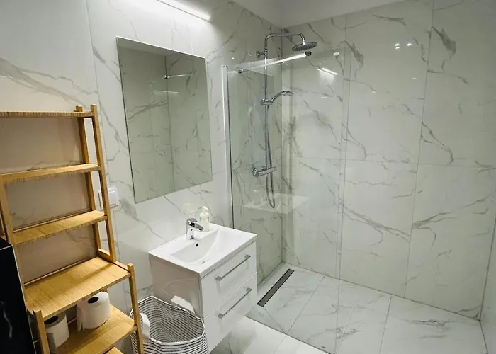 Ii Apartament-free Parking 10 Min Rynek I Pkp *