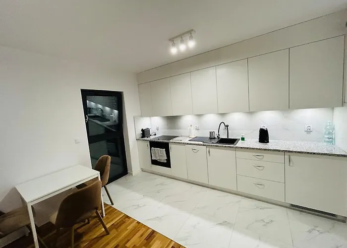 Ii Apartament-free Parking 10 Min Rynek I Pkp